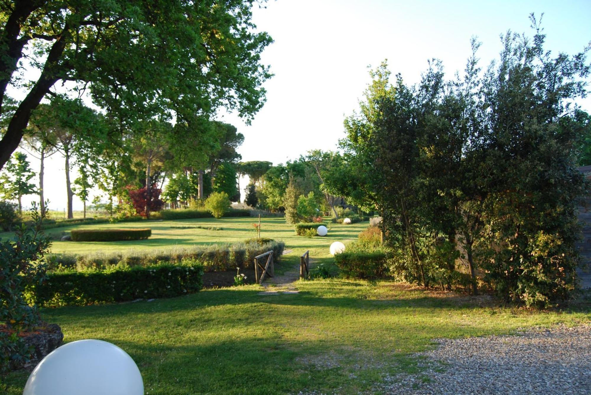 Villa Acquaviva Wine Resort Montemerano Bagian luar foto