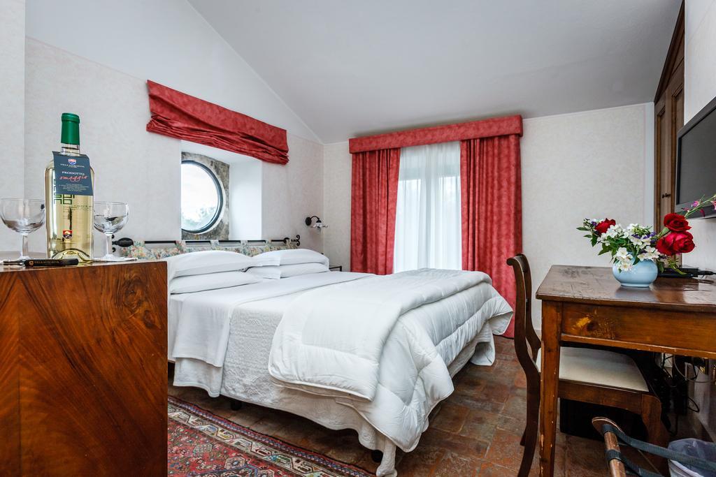 Villa Acquaviva Wine Resort Montemerano Bagian luar foto